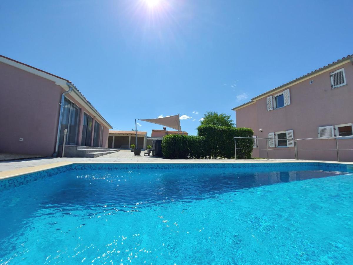 Villa Mattea Galižana Εξωτερικό φωτογραφία