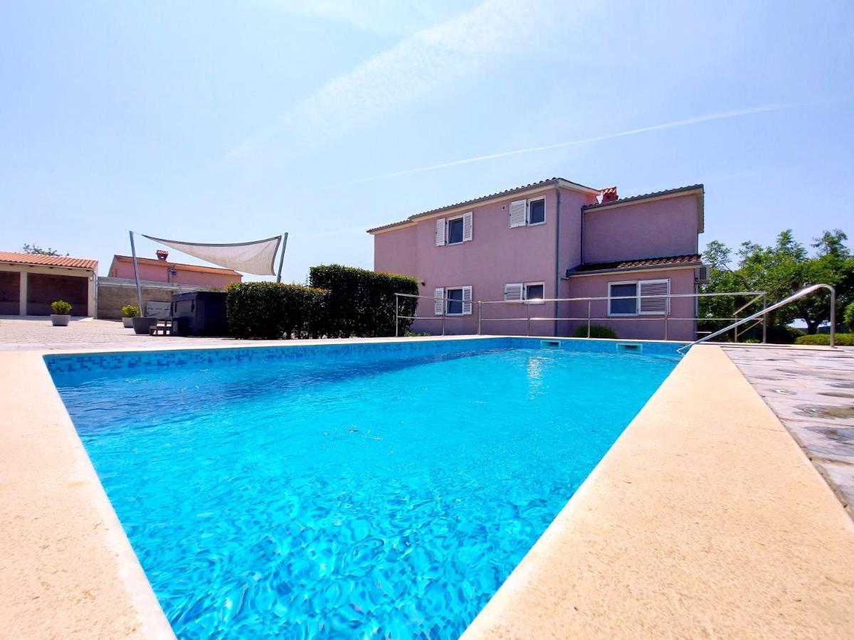 Villa Mattea Galižana Εξωτερικό φωτογραφία