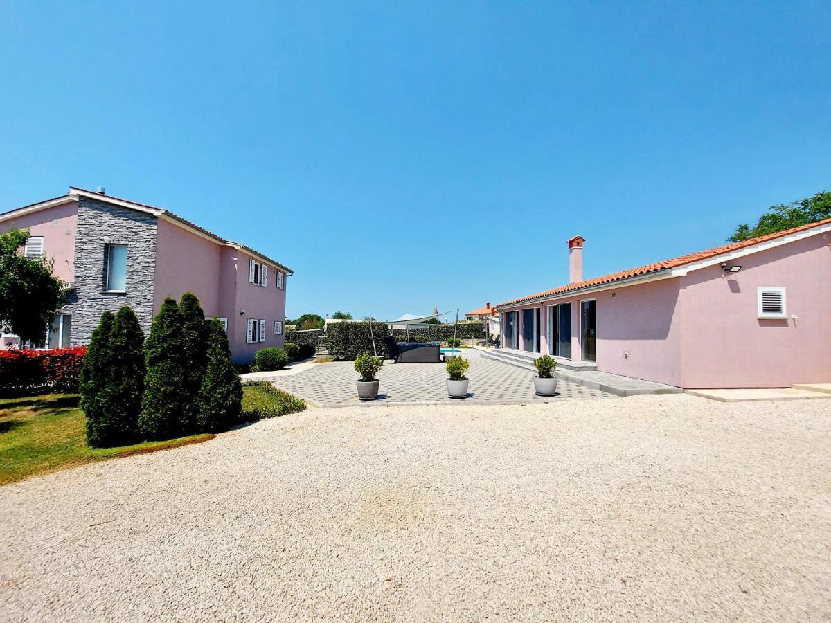 Villa Mattea Galižana Εξωτερικό φωτογραφία