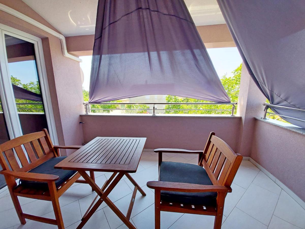 Villa Mattea Galižana Εξωτερικό φωτογραφία