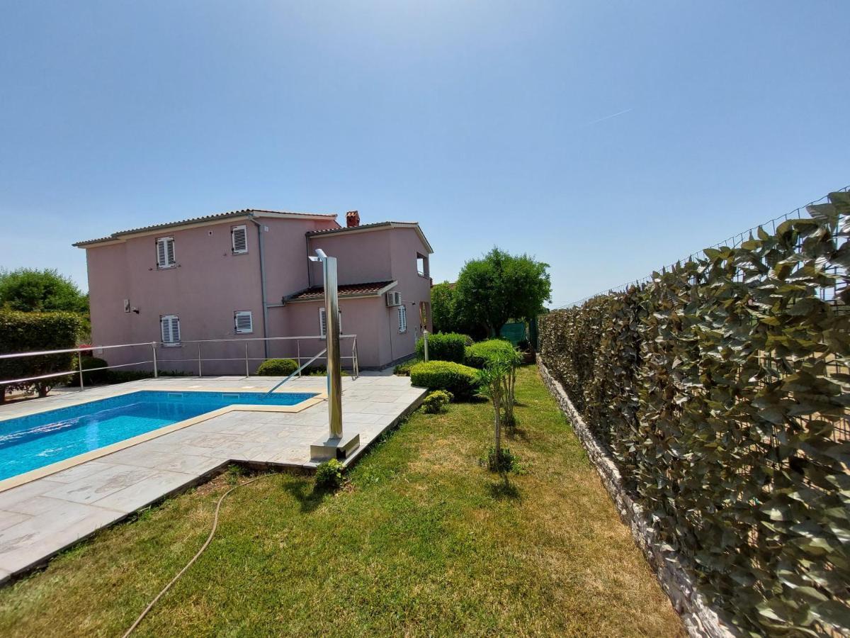 Villa Mattea Galižana Εξωτερικό φωτογραφία